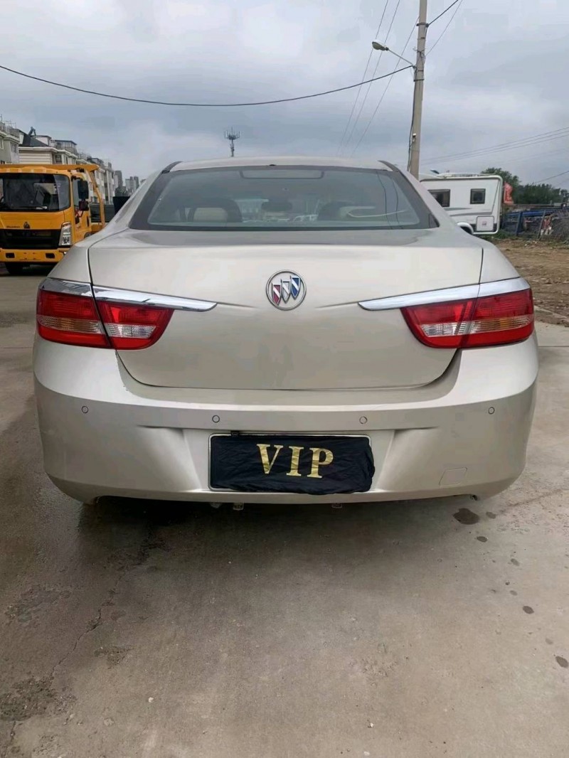 沈阳12年别克英朗6