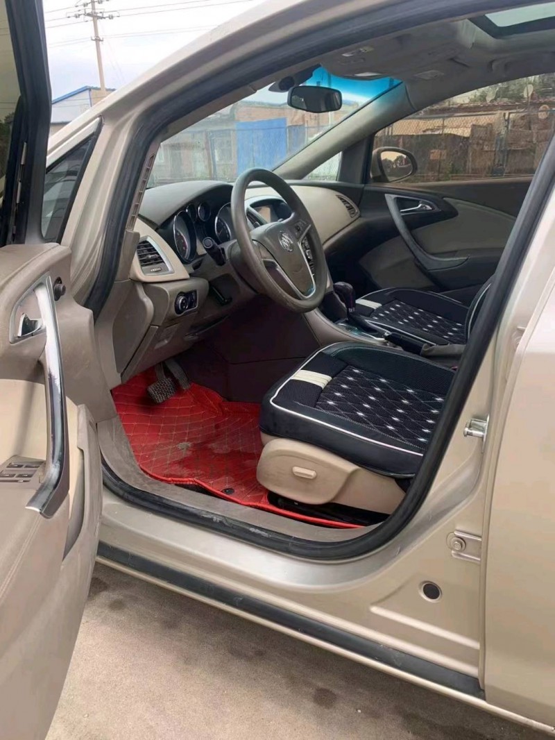 沈阳12年别克英朗8