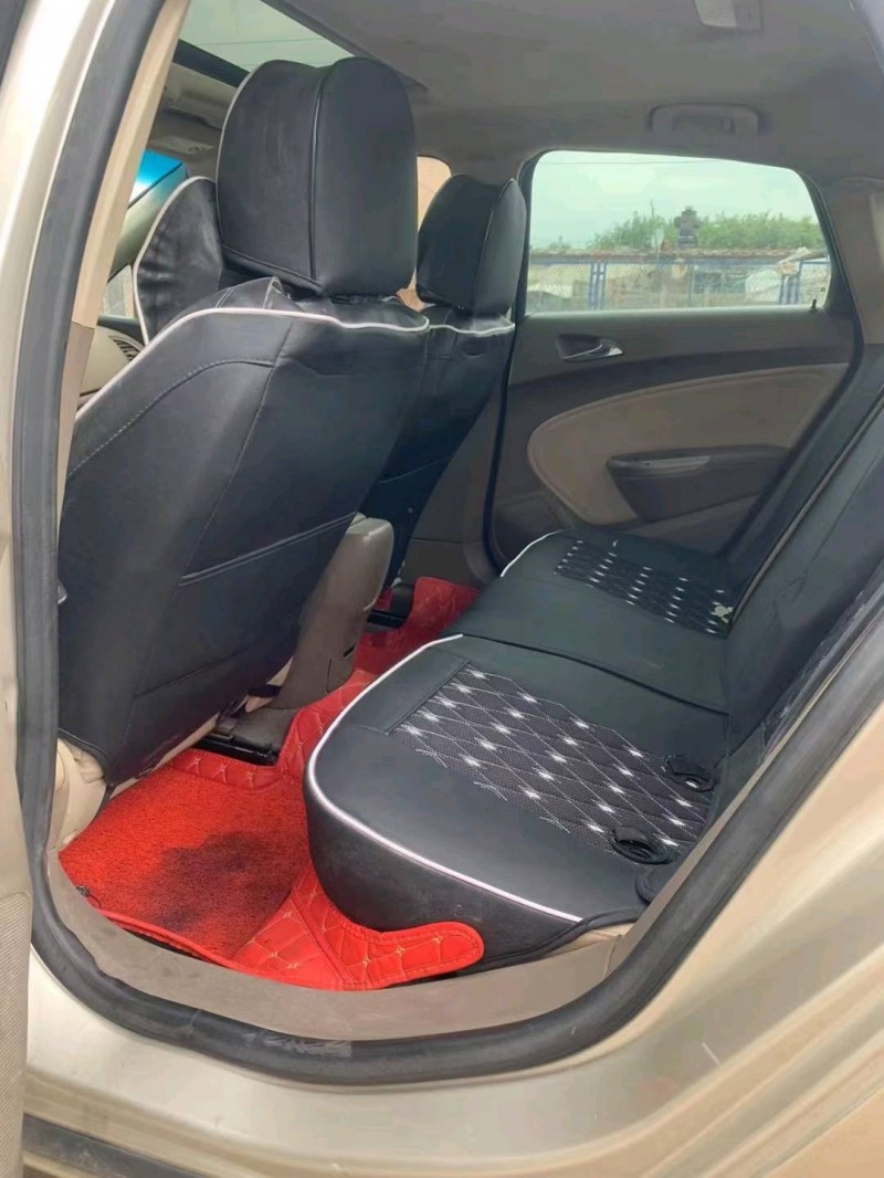 沈阳12年别克英朗9