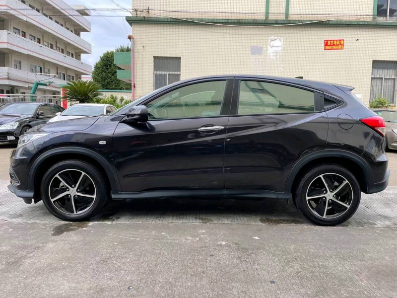 中山21年本田缤智3