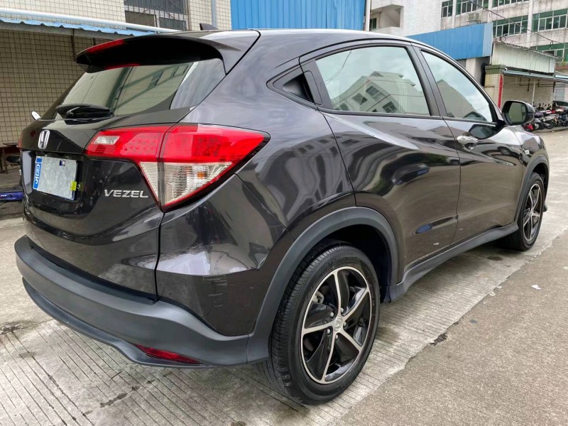 中山21年本田缤智5