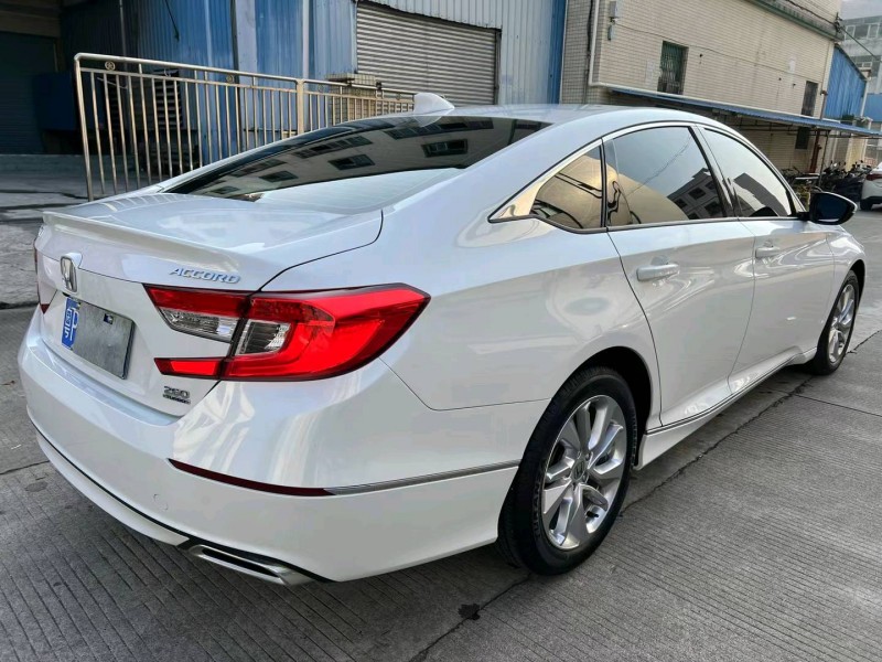 中山21年本田雅阁6