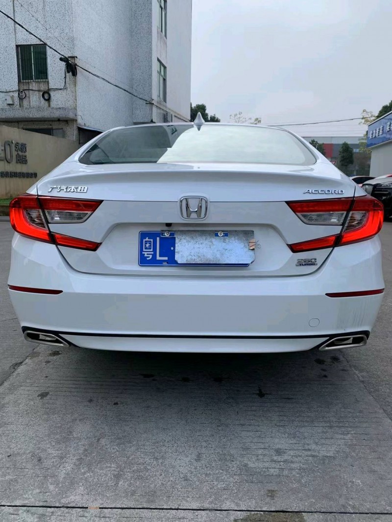 中山21年本田雅阁4