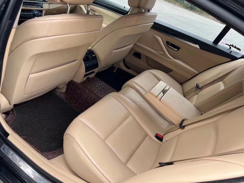 青岛15年宝马5系3