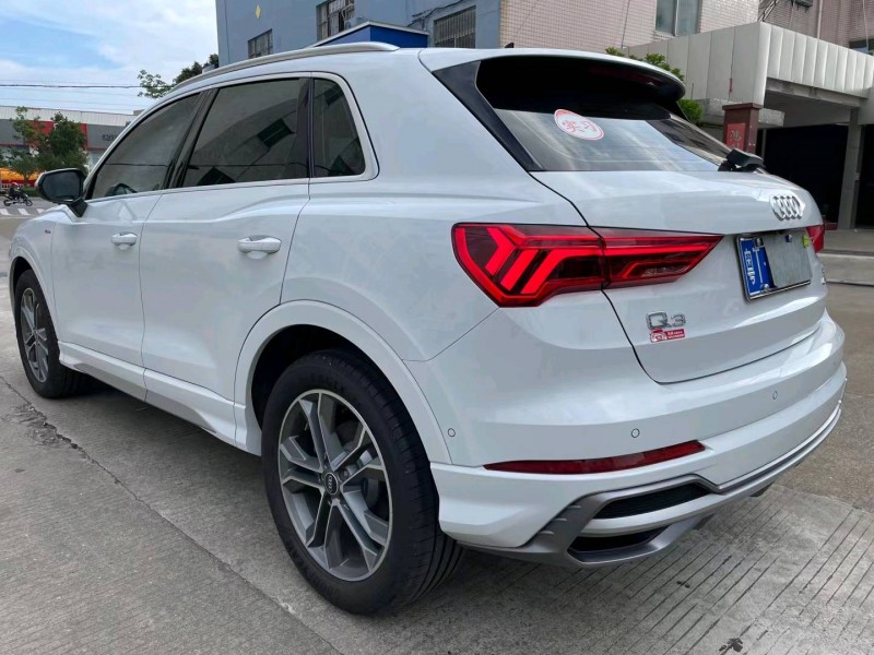 中山22年奥迪Q36