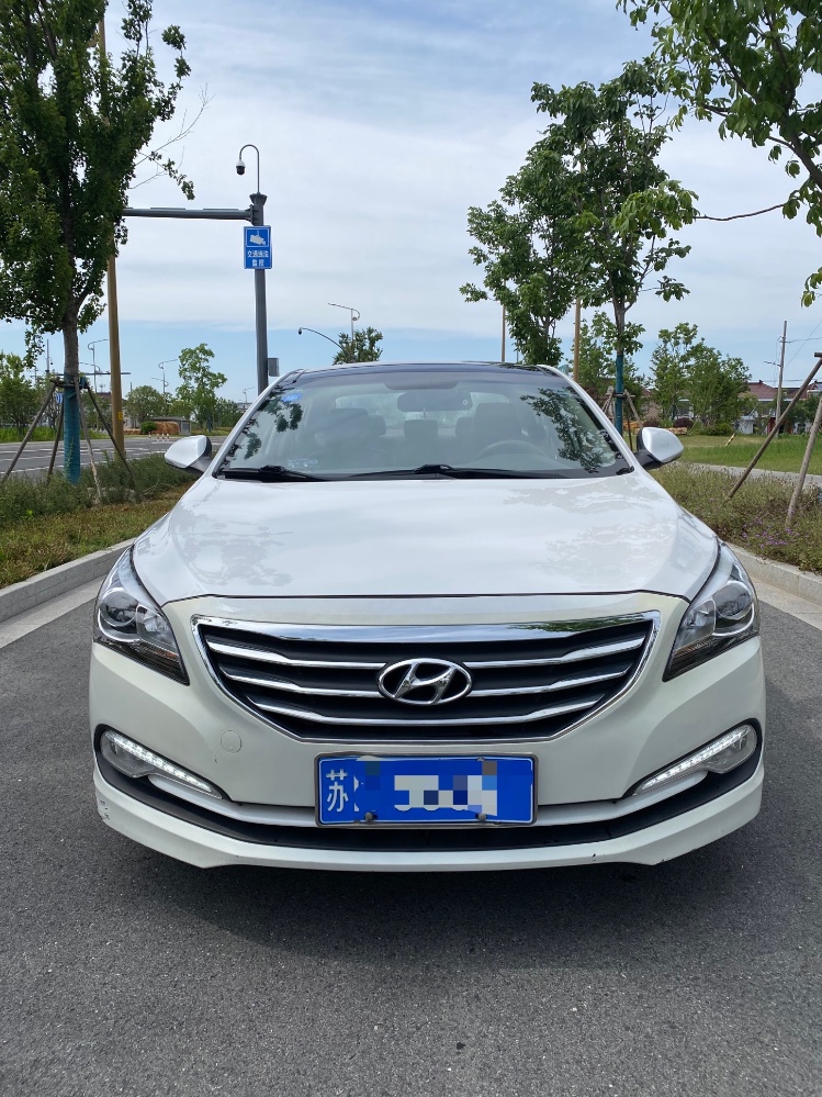 泰州17年现代名图1