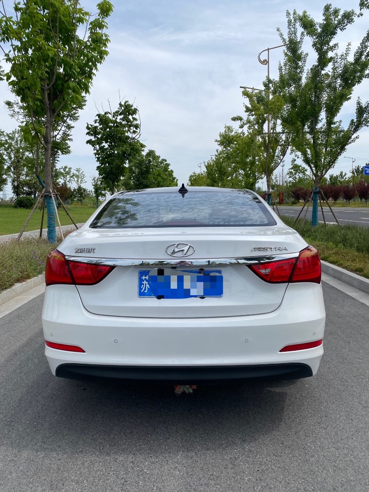 泰州17年现代名图4