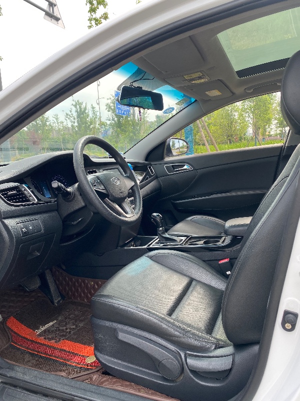 泰州17年现代名图6