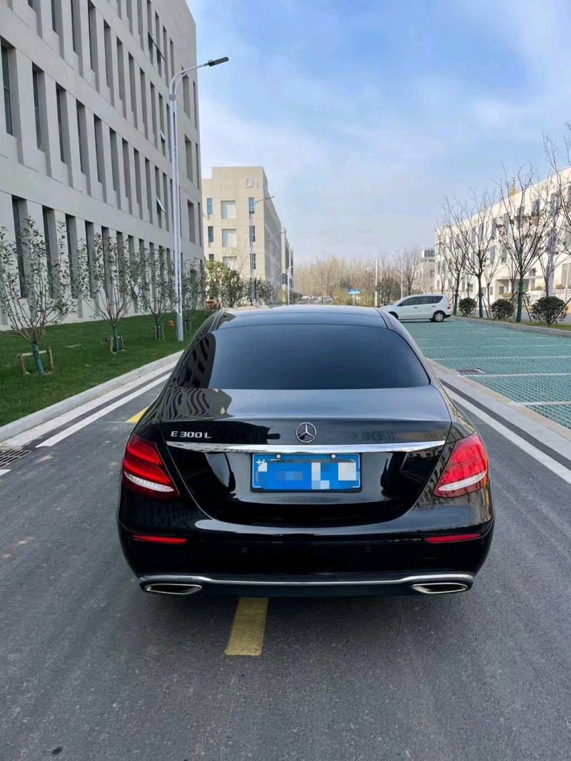 徐州18年奔驰E8