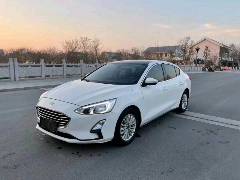 徐州19年福特福克斯3