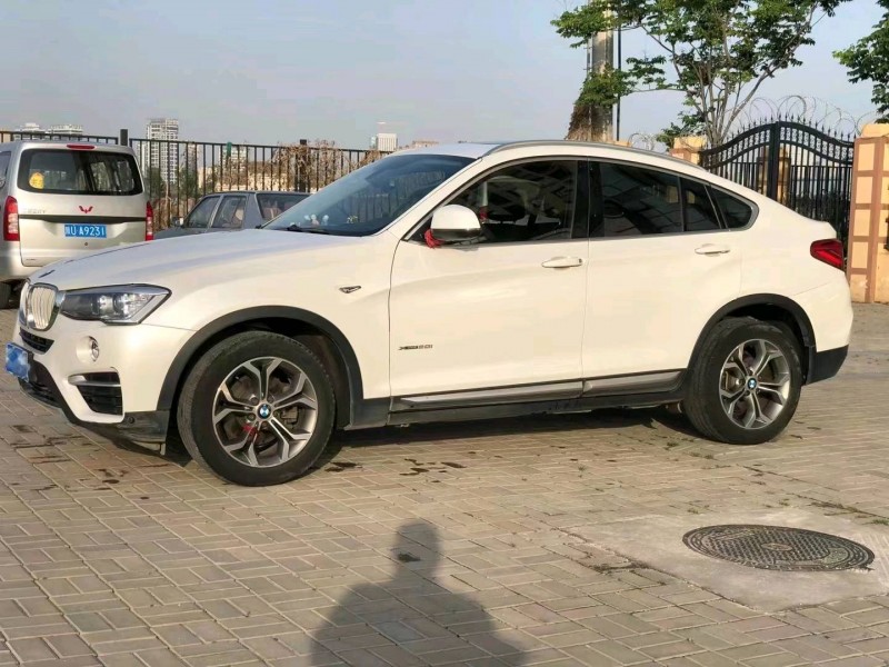 东营16年宝马X43