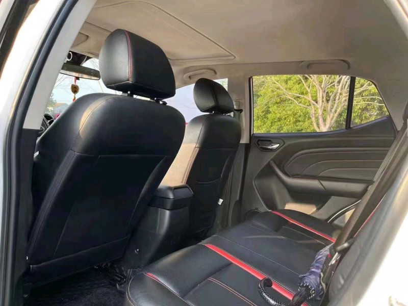 邵阳17年东南汽车DX33