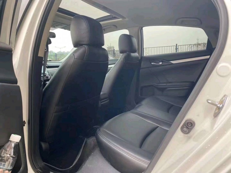 东营21年本田思域4