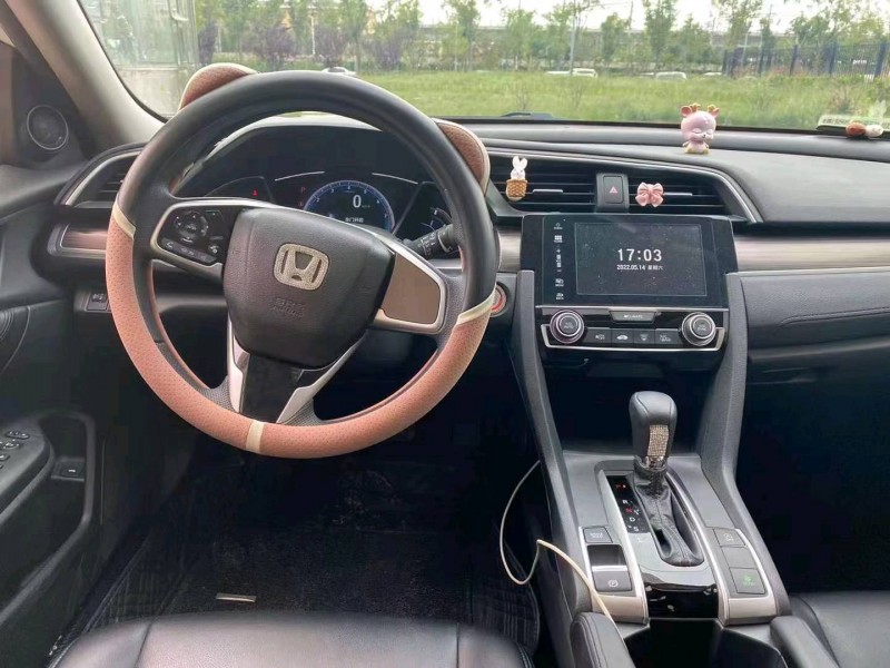 东营21年本田思域3