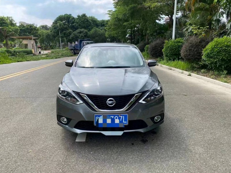 汕頭18年日產軒逸1
