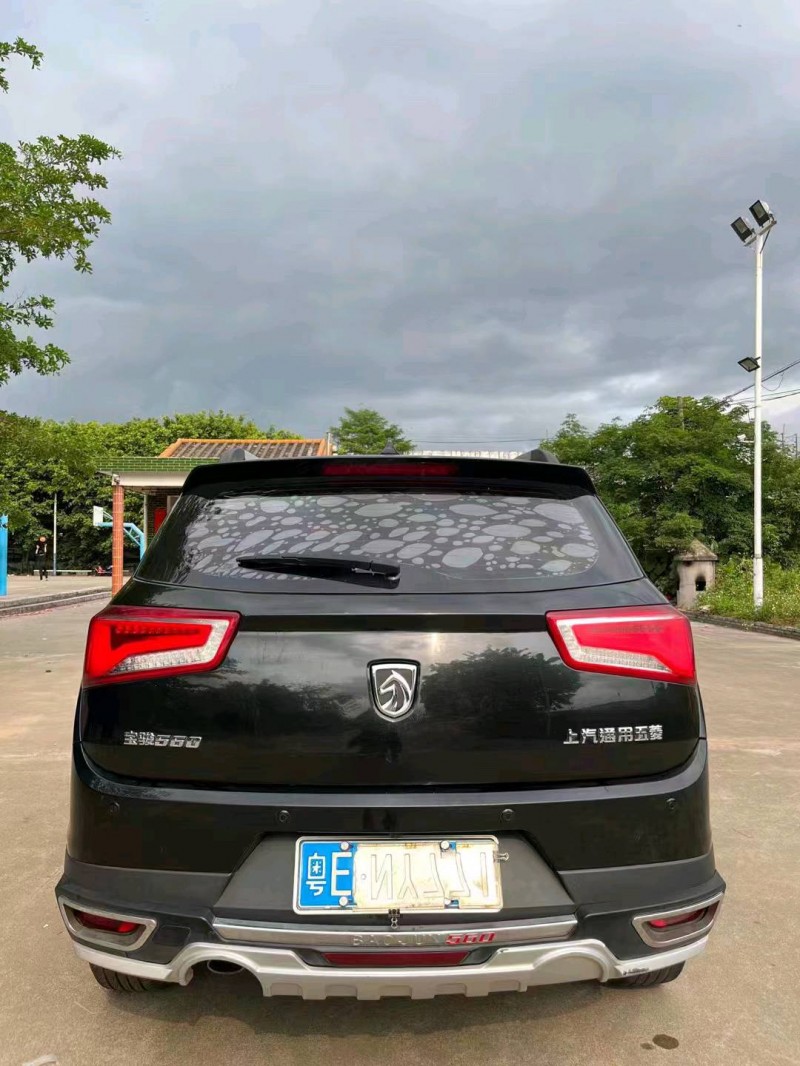 珠海16年寶駿5604