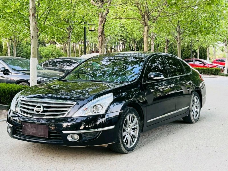 聊城15年日產天籟2