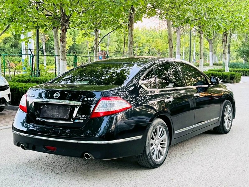 聊城15年日產天籟7