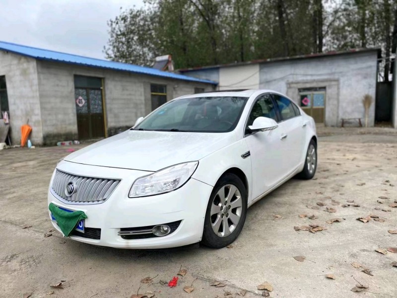 徐州12年别克君威7