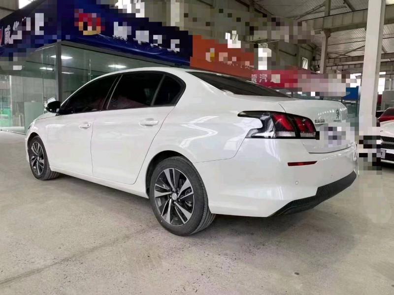 潛江21年標致4084