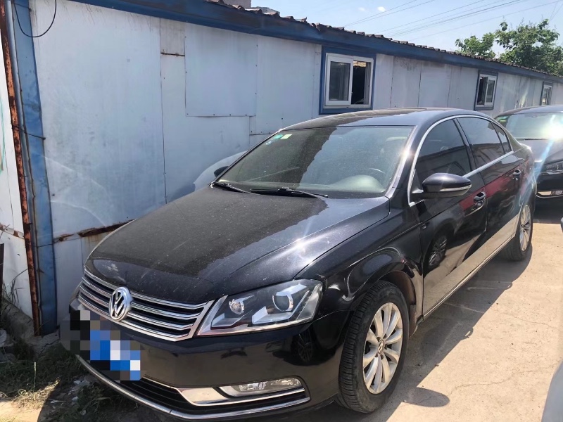 青岛11年大众迈腾4