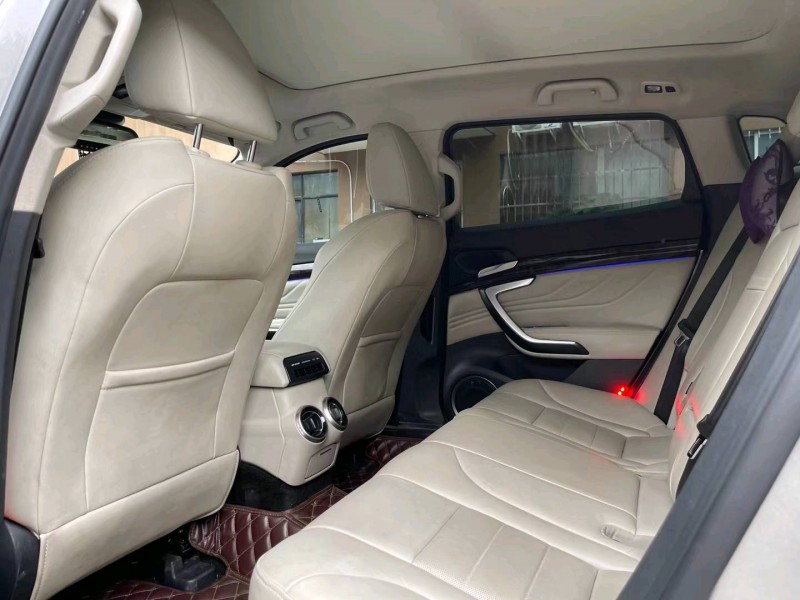 洛陽18年長城汽車WEY VV75
