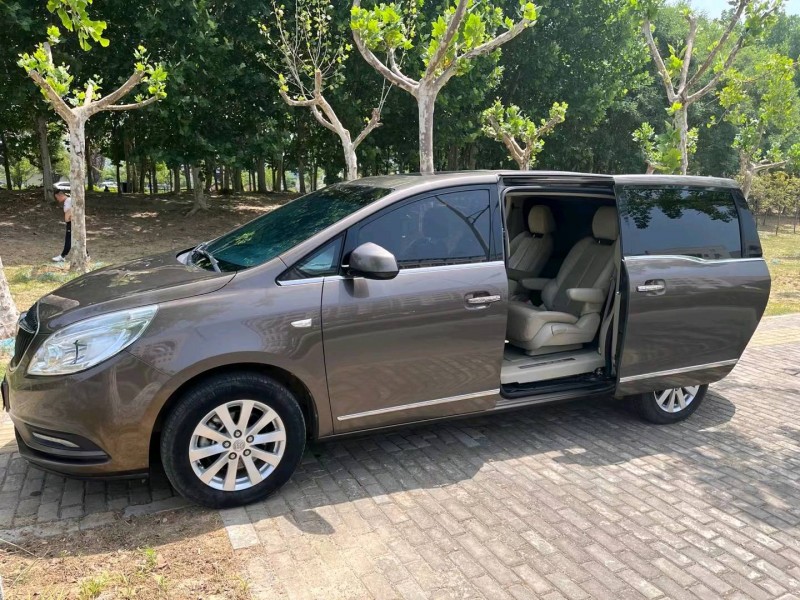 徐州18年别克GL87