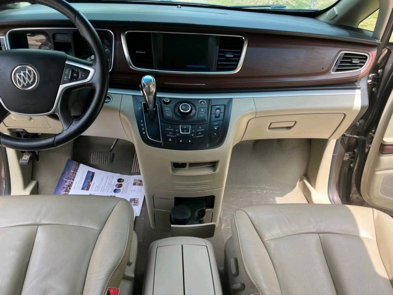 徐州18年别克GL86