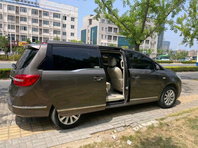 徐州18年别克GL83