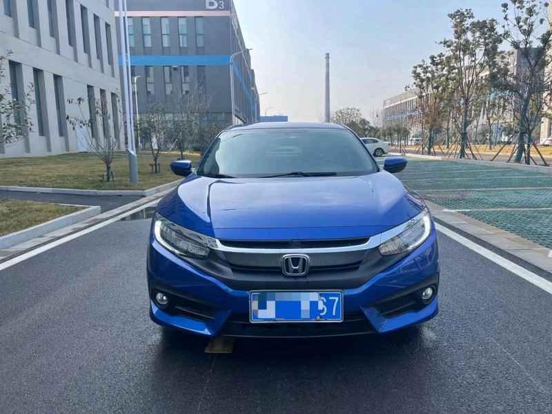 徐州17年本田思域1
