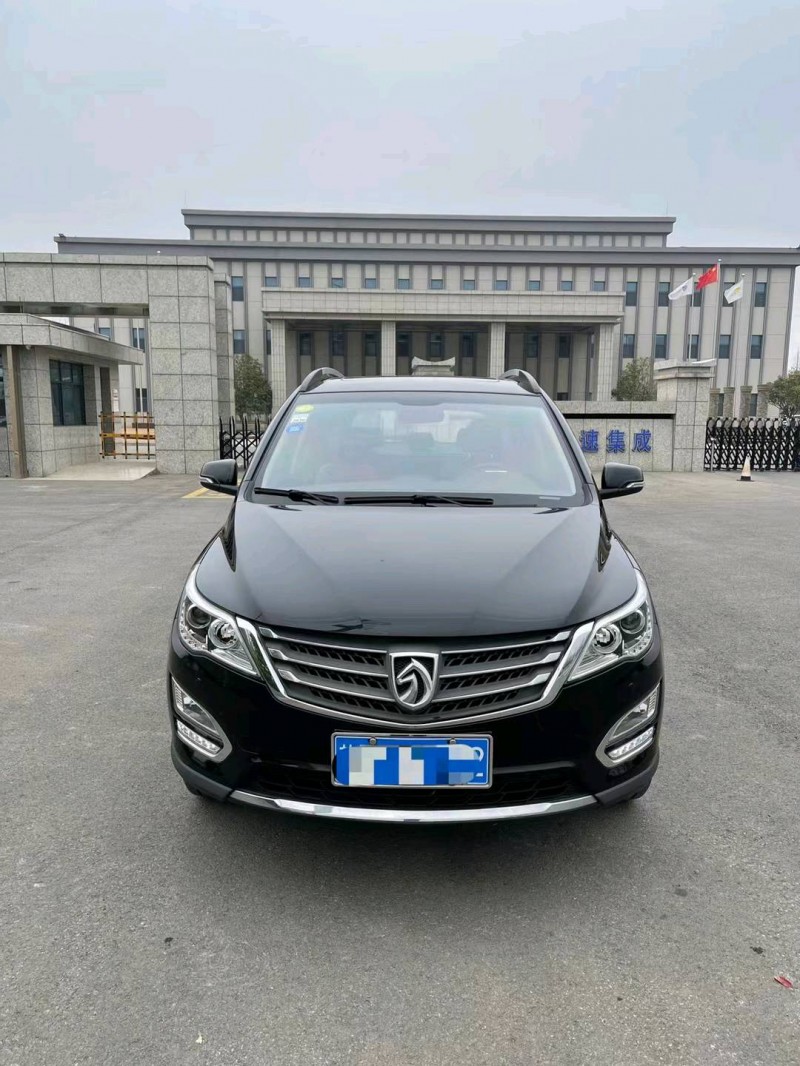 徐州18年寶駿5601