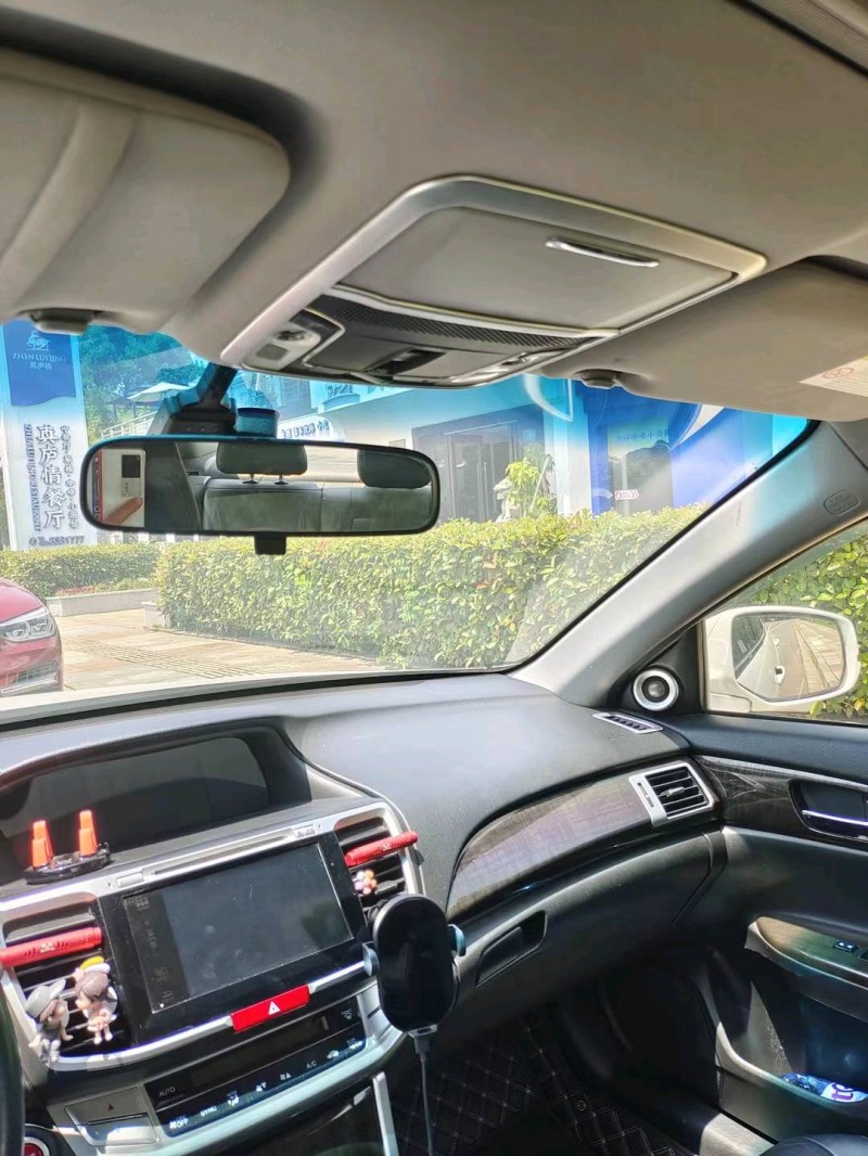 徐州14年本田雅阁3