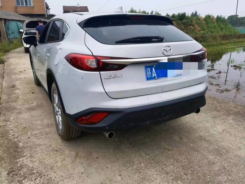 景德鎮18年馬自達CX-44