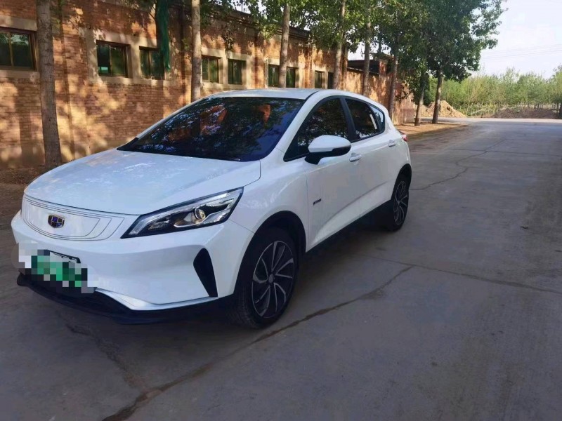 保定19年吉利帝豪2