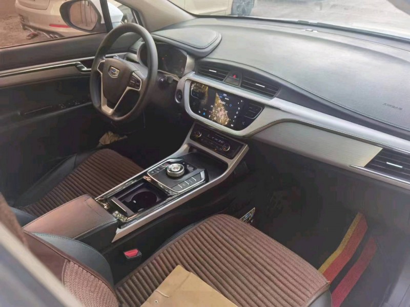 保定19年吉利帝豪6