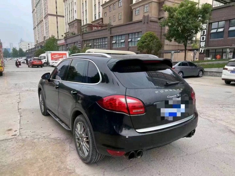 延安10年保時捷卡宴6