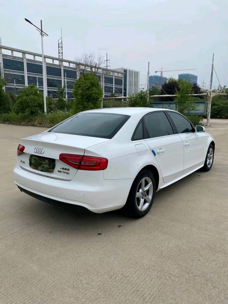 徐州14年奥迪A4L8