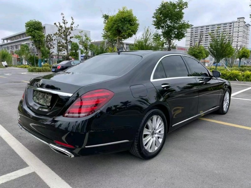盐城19年奔驰S8