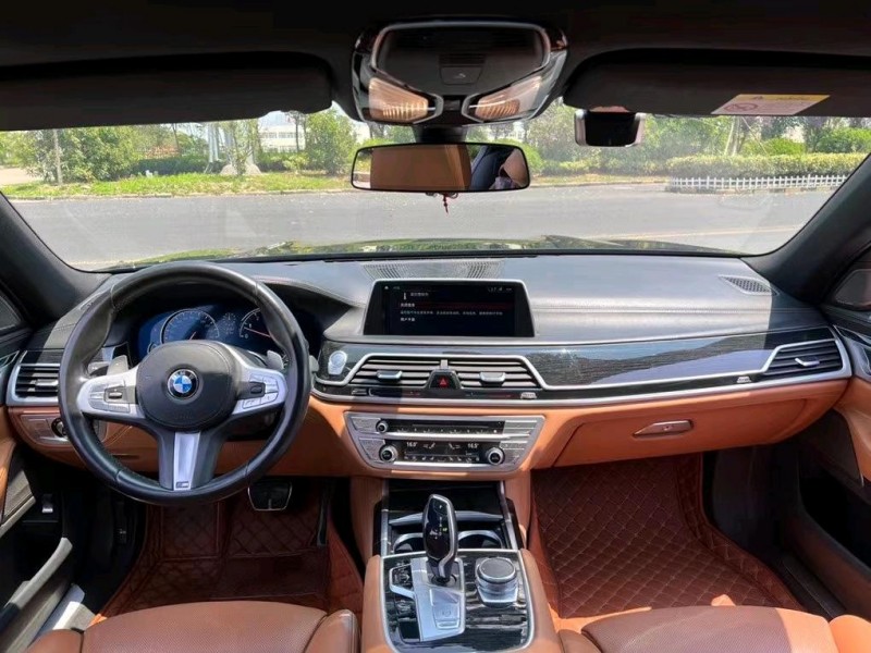 盐城18年宝马7系7