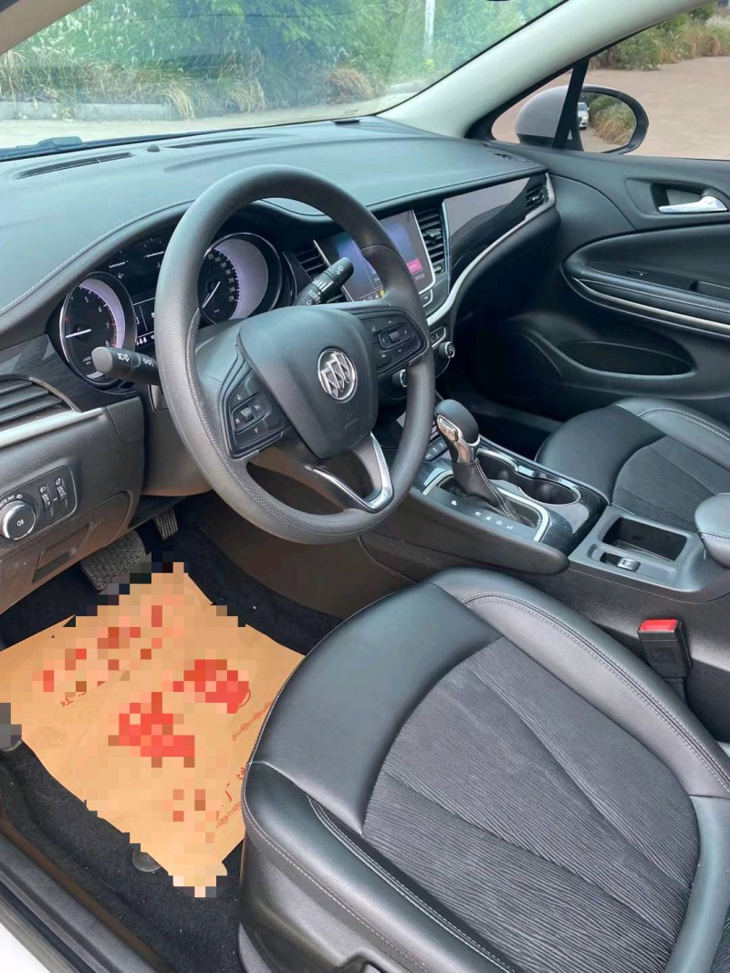 徐州21年别克威朗4