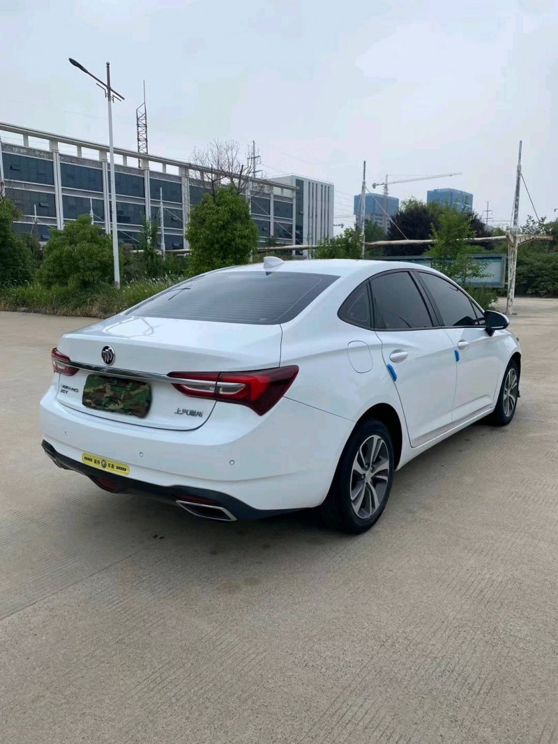 徐州21年别克威朗3