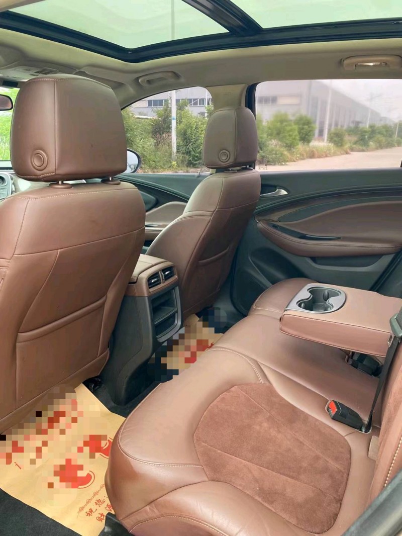 徐州17年别克昂科威4