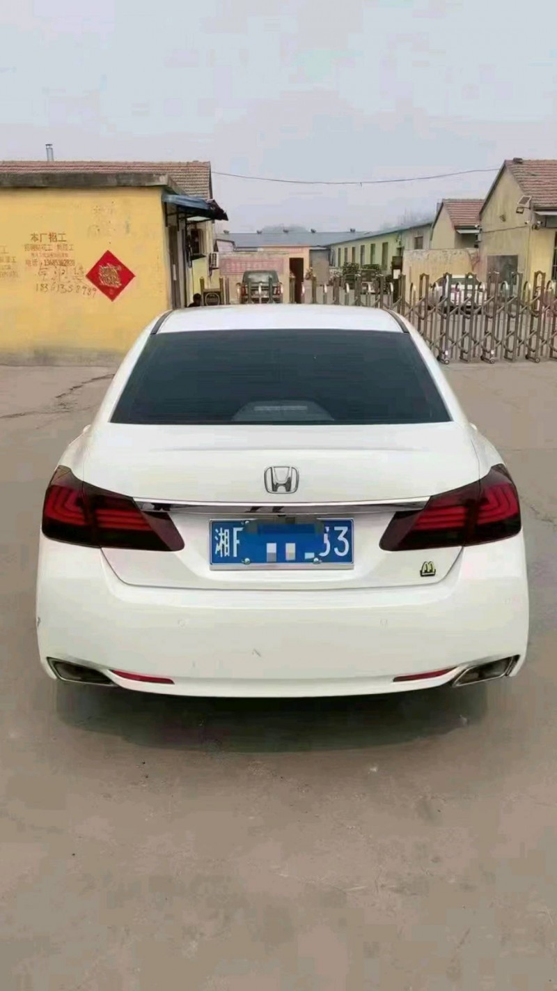 烟台13年本田雅阁9