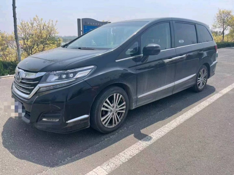 烟台18年本田艾力绅7