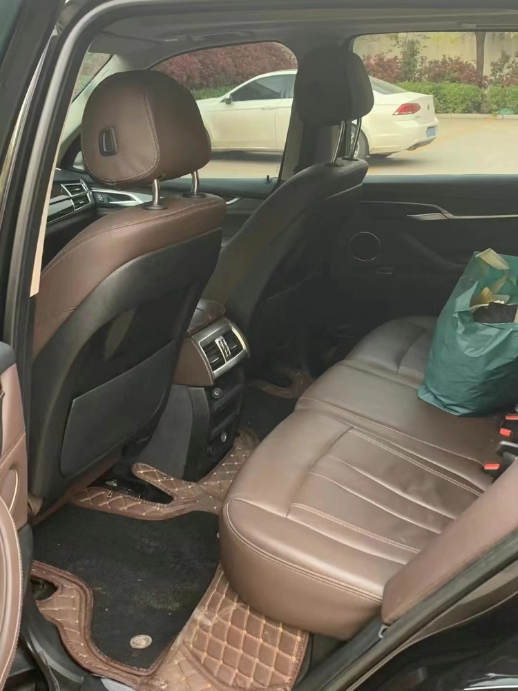 青岛15年宝马X56