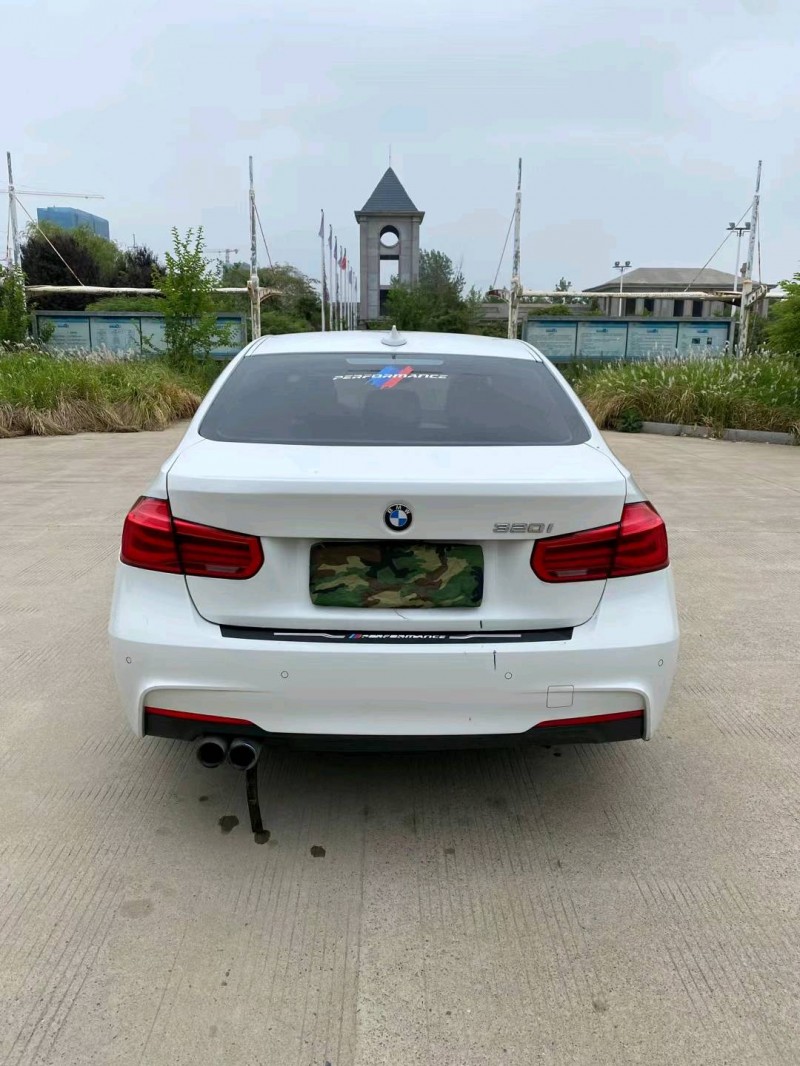 徐州17年宝马3系1