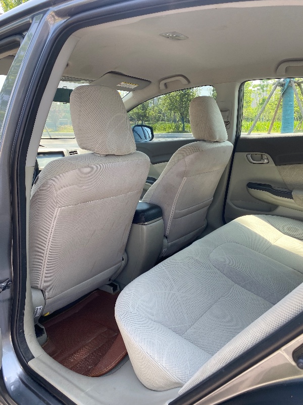 泰州14年本田思域1