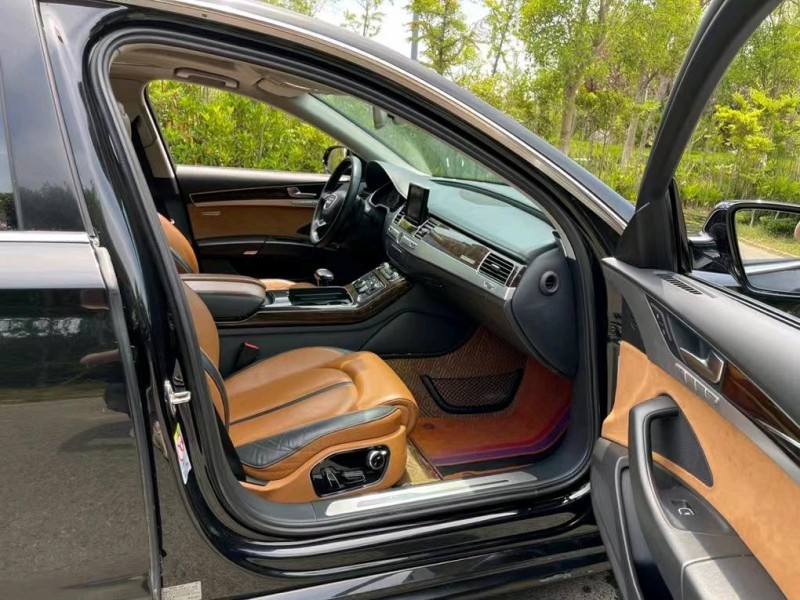 盐城18年奥迪A8L6