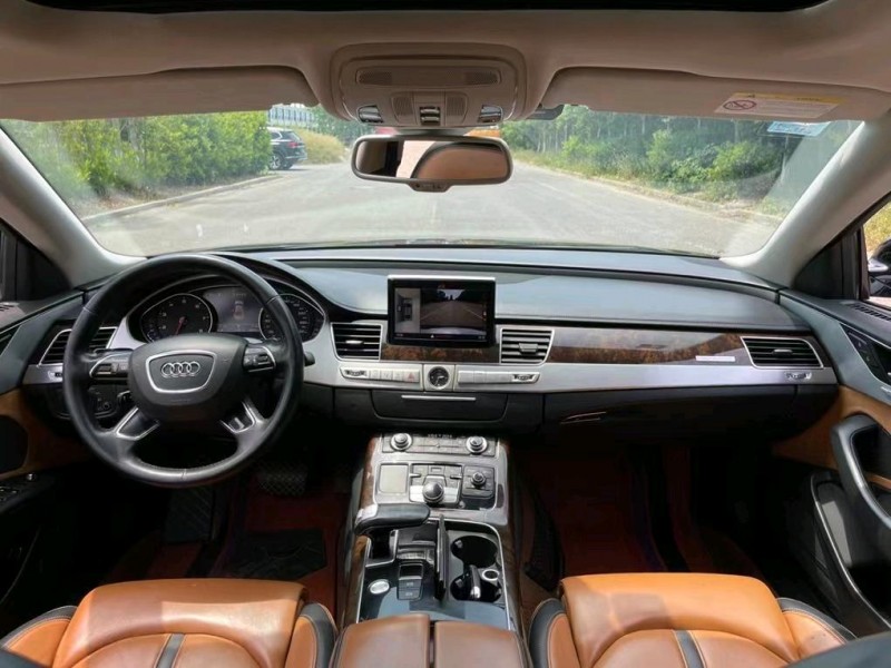 盐城18年奥迪A8L7