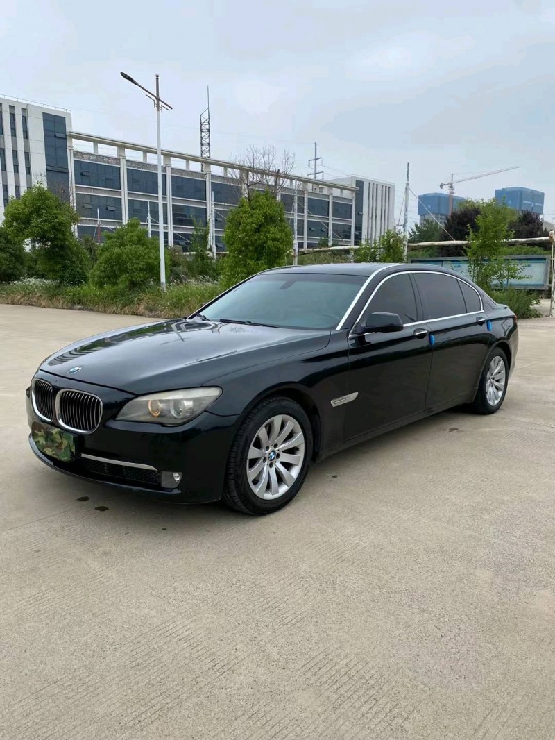 徐州10年宝马7系3